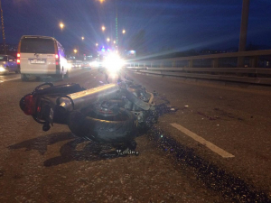В Улан-Удэ мотоциклист попал в реанимацию после столкновения с «Харриером»