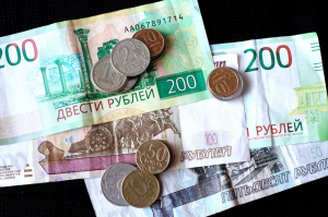 В Бурятии у бедных семей отберут пособия ради путинских выплат