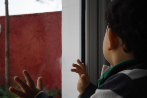 В Улан-Удэ годовалый ребенок выпал из окна четвертого этажа