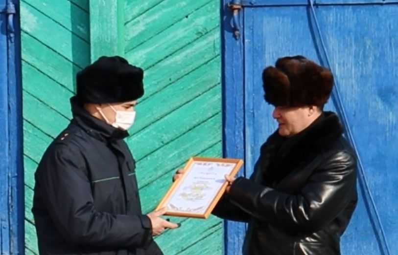 В Бурятии пограничник спас пожилую женщину от гибели В Бурятии пограничник спас пожилую женщину от гибели