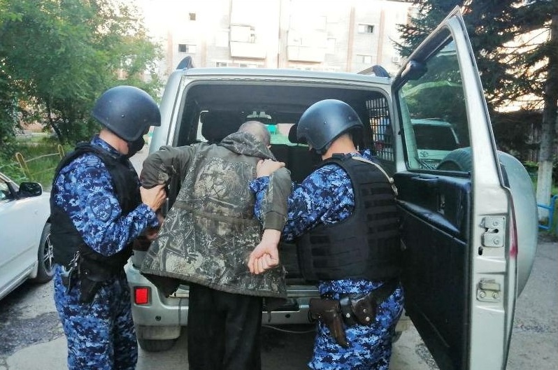 В Бурятии на охраняемой квартире задержали вора В Бурятии на охраняемой квартире задержали вора