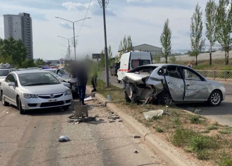 Две женщины пострадали в крупном ДТП в Улан-Удэ