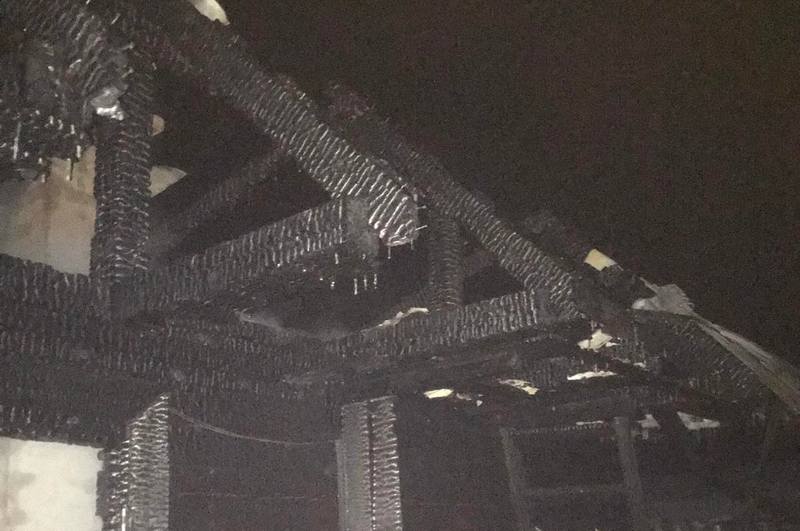 В Бурятии на пожаре в зимовье погиб человек В Бурятии на пожаре в зимовье погиб человек