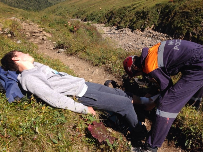 Спасатели эвакуировали пострадавшего туриста с Шумака в Бурятии