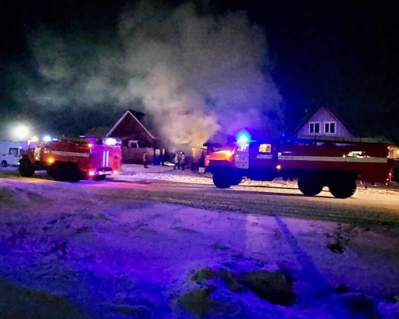 В Бурятии пожарные спасли от огня жилой дом