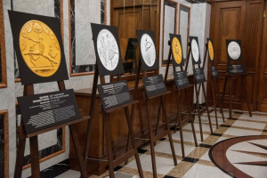 Фотовыставка памятных монет откроется в Улан-Удэ