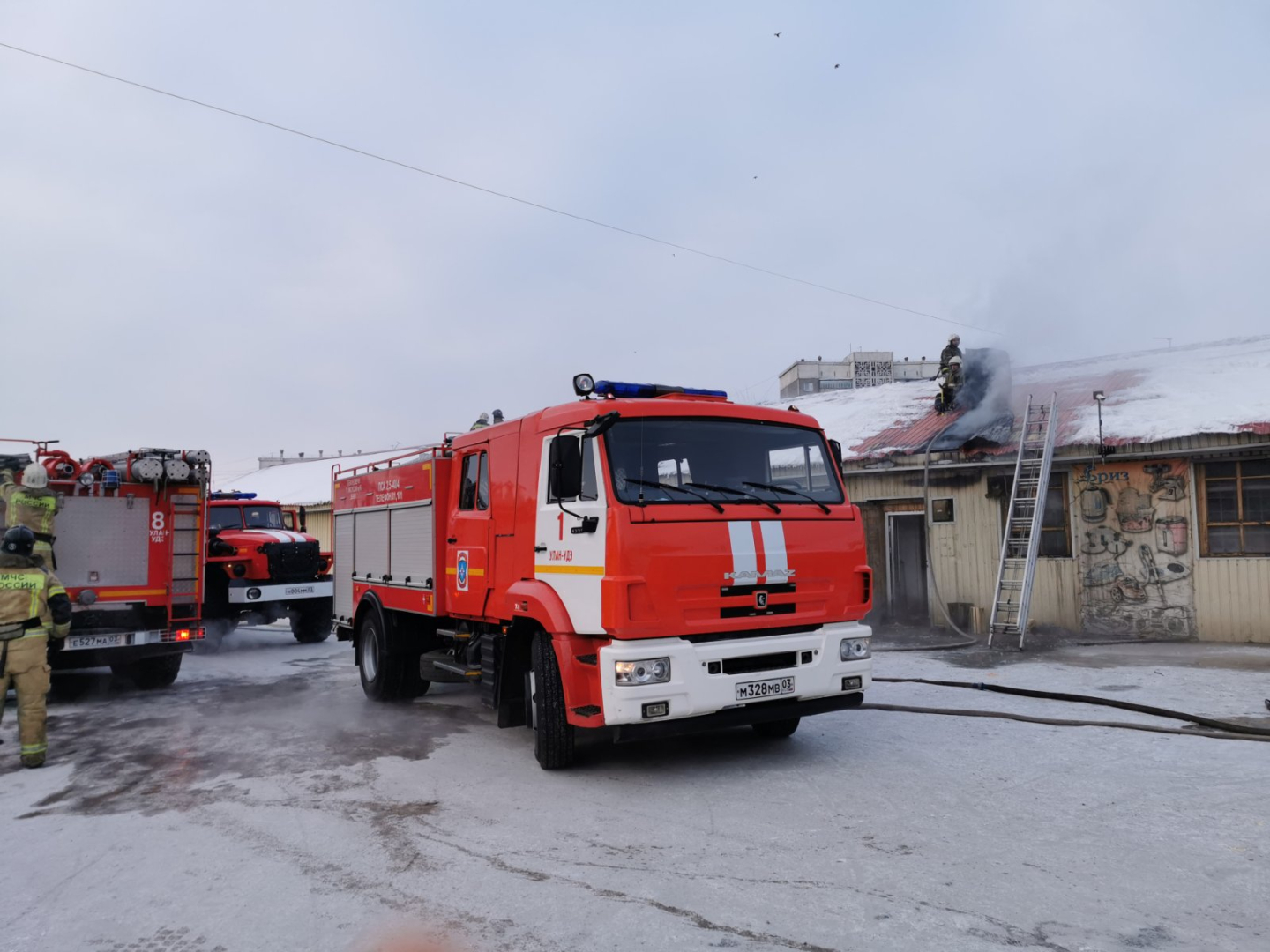 В Улан-Удэ произошел пожар на базе БКС