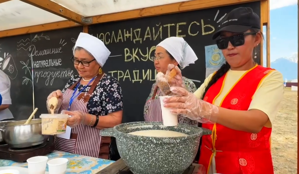 Пенсионеры в Баргузинском районе активно развивают этнотуризм Пенсионеры в Баргузинском районе активно развивают этнотуризм