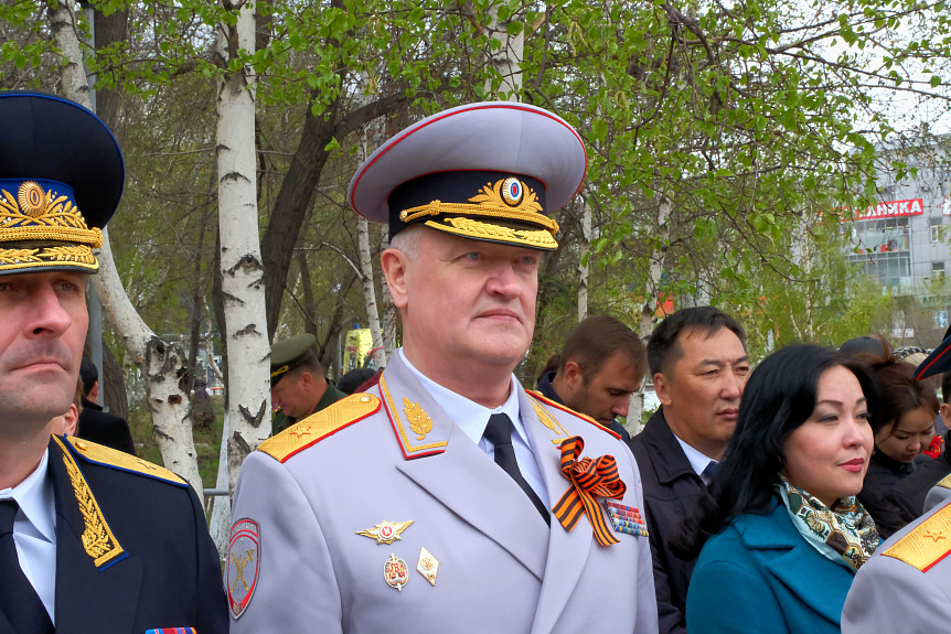 Стриптиз поставил крест на дальнейшей карьере главы МВД Бурятии
