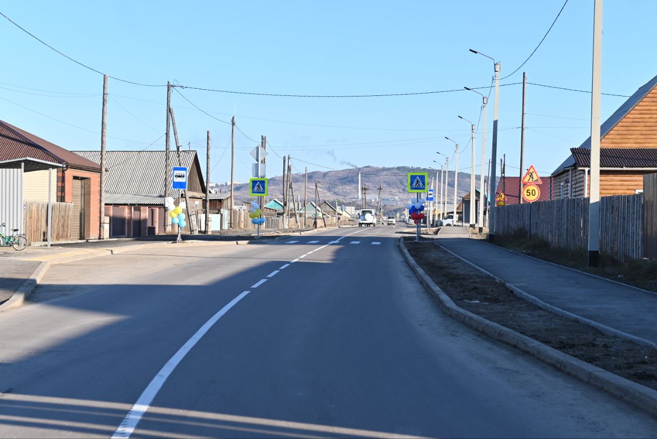 В пригородном с Улан-Удэ селе Сужа завершился капремонт дорог | 22.10.2023  | Новости Улан-Удэ - БезФормата