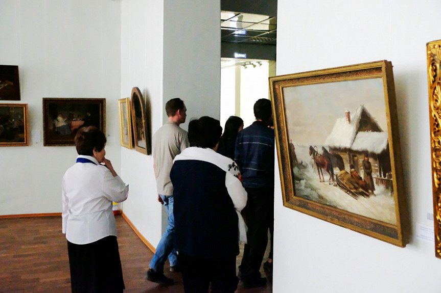 Улан-Удэ примет гигантскую выставку картин с Дальнего Востока