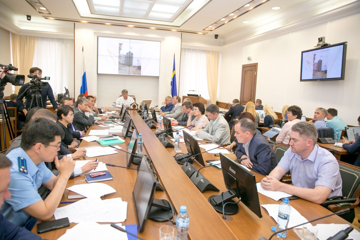 Глава Бурятии пообещал достать ежовые рукавицы Глава Бурятии пообещал достать ежовые рукавицы