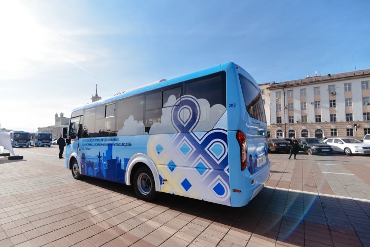 В Улан-Удэ сломались новые автобусы с цитатами Путина