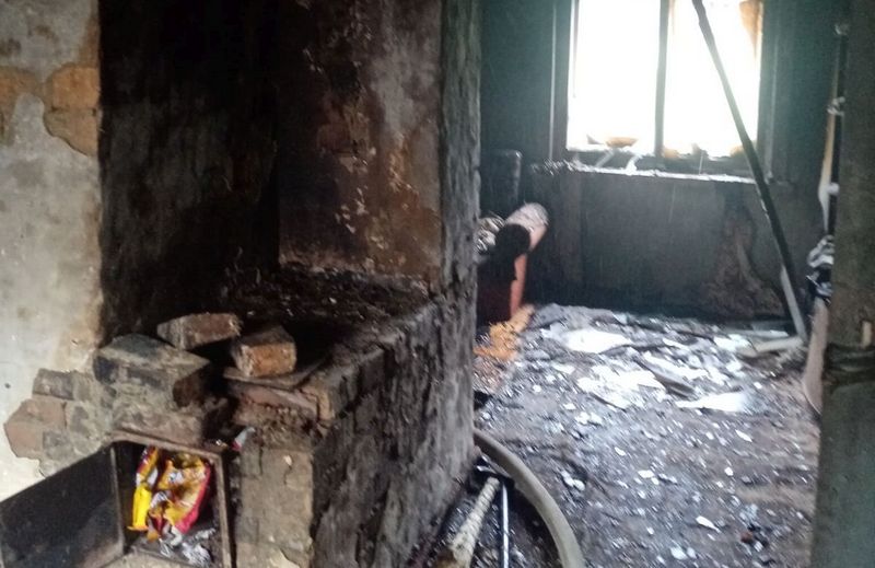 В Бурятии в поселке Таксимо на пожаре пострадал человек В Бурятии в поселке Таксимо на пожаре пострадал человек