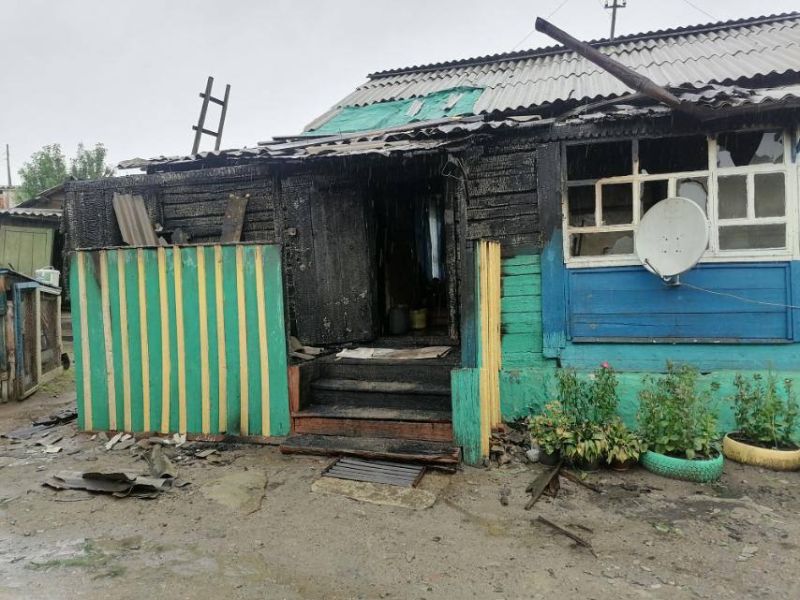 Семья в Бурятии едва не погибла из-за старой проводки Семья в Бурятии едва не погибла из-за старой проводки