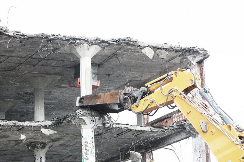 Две компании не допущены к демонтажу школы №40 в Улан-Удэ 