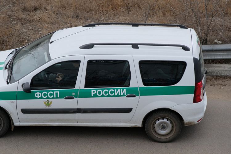 Житель Улан-Удэ угрожал разбить голову приставу Житель Улан-Удэ угрожал разбить голову приставу