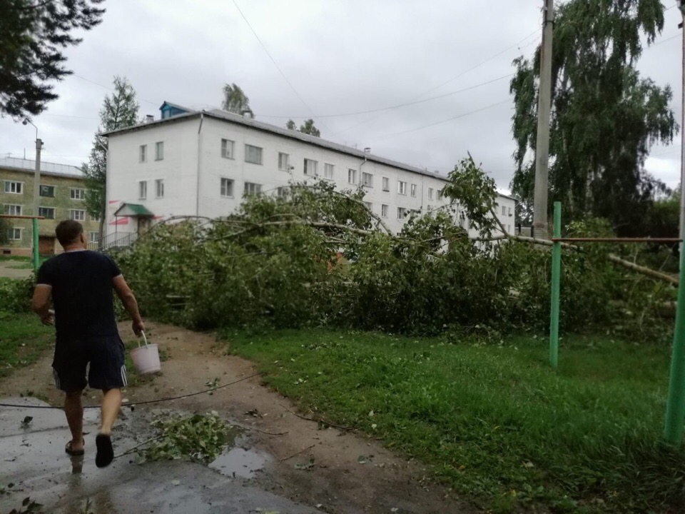 Жители Бурятии подсчитывают ущерб от стихии Жители Бурятии подсчитывают ущерб от стихии