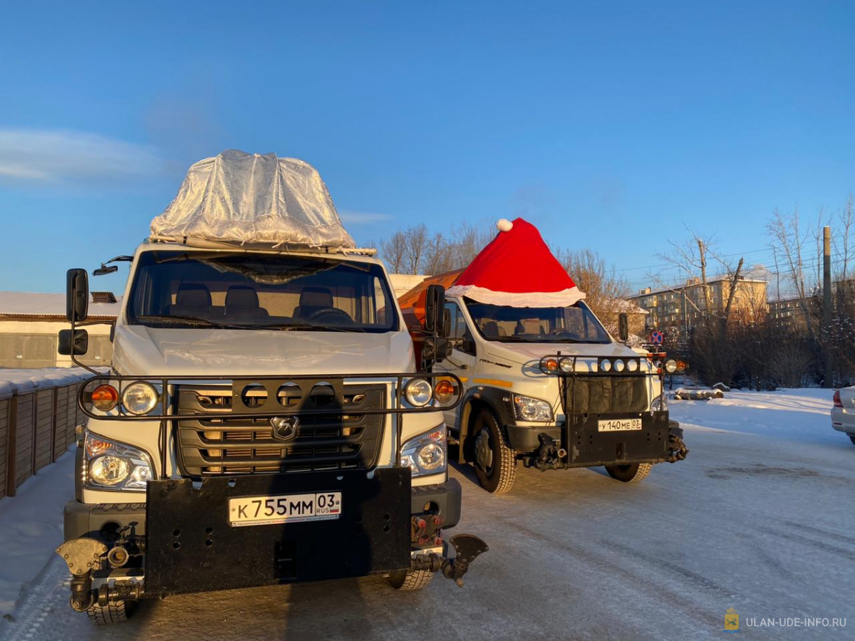 Улан-удэнские дороги будут посыпать Дед Мороз и Снегурочка