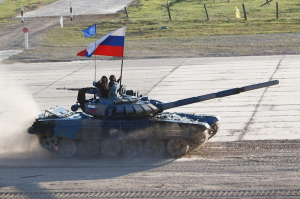 Депутаты парламента Бурятии поздравили победителей танкового биатлона