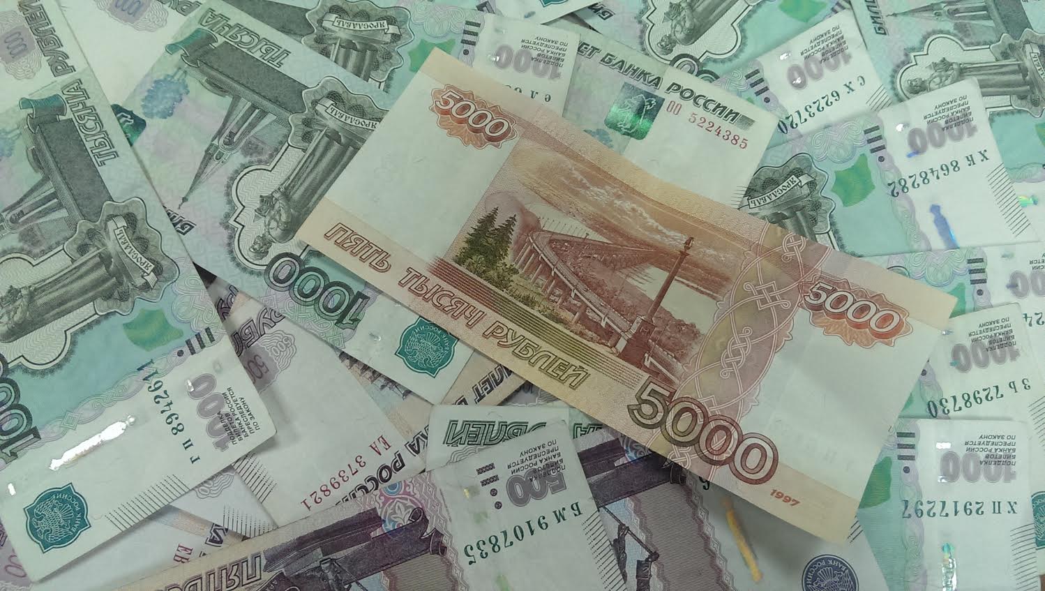 Массовые забастовки начались в Забайкалье из-за задержки зарплат в разных отраслях Массовые забастовки начались в Забайкалье из-за задержки зарплат в разных отраслях