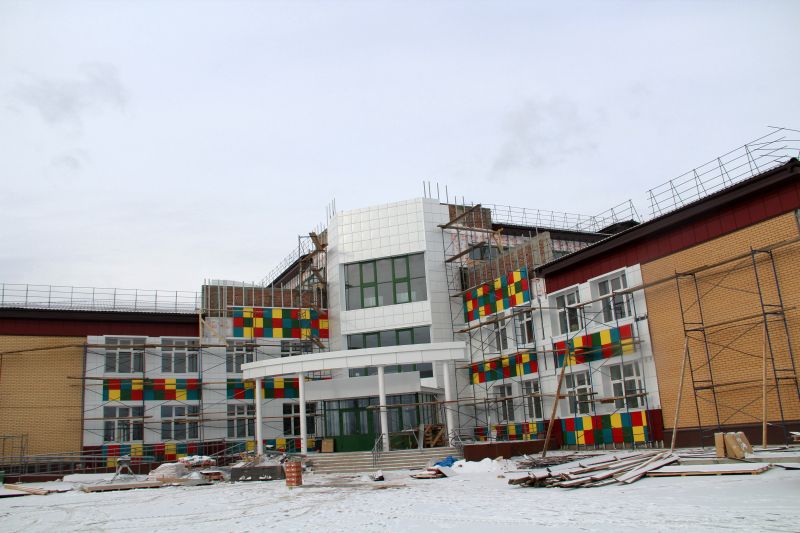 В Бурятии завершается строительство школы в Гурульбе