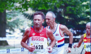 72-летний спортсмен из Бурятии выиграл новосибирский полумарафон