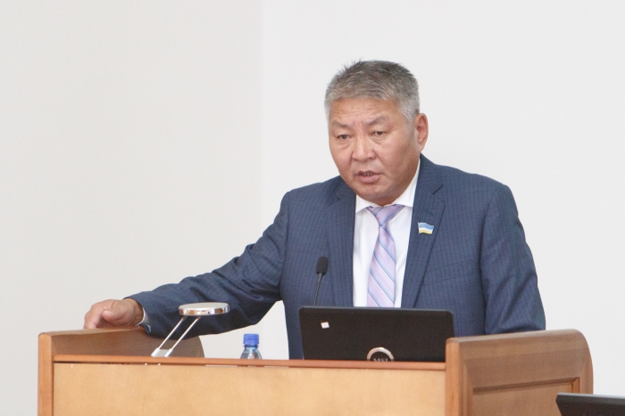 Гершевич бурятия биография. Цыренов депутат народного хурала. Спикер хурала. Спикер хурала. Народный хурал республики бурятия.