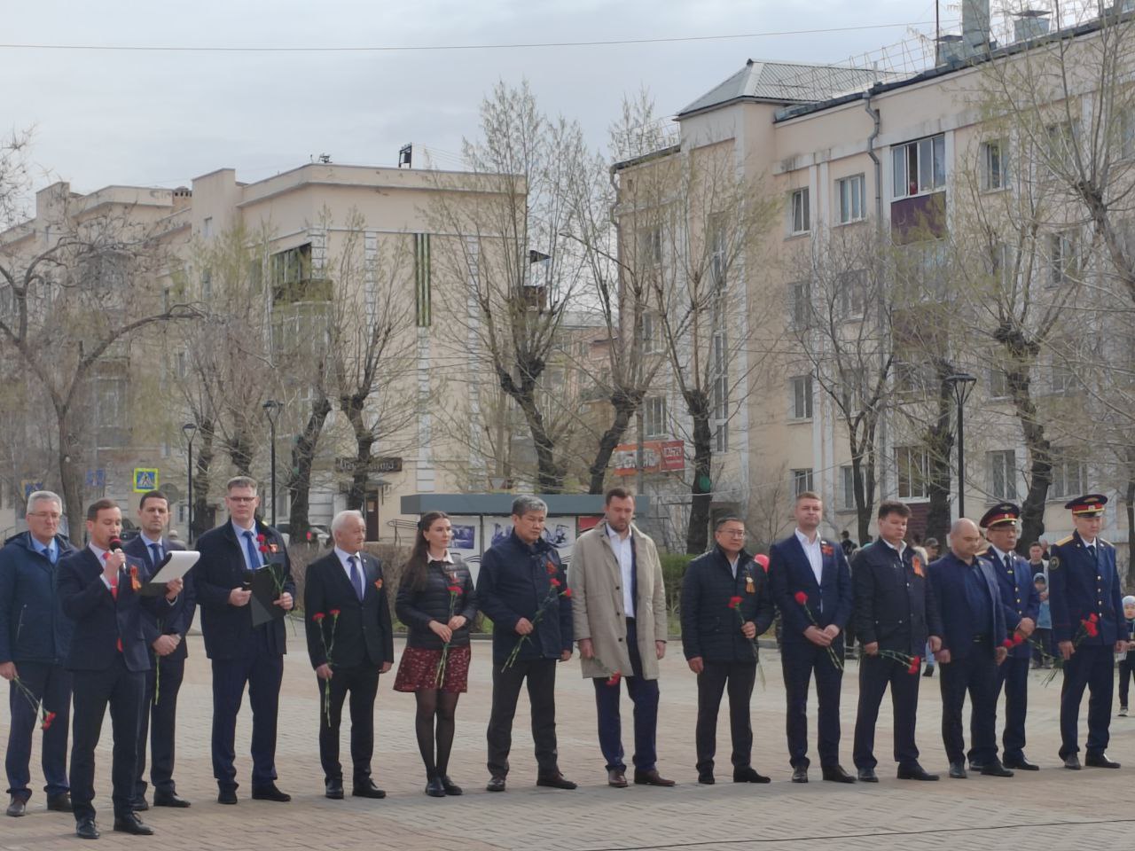 В Улан-Удэ ЛВРЗ провел митинг, посвященный Дню Победы