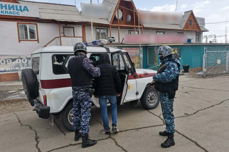 В Бурятии обокрали романтичных женщин-вахтовиков из Иркутска В Бурятии обокрали романтичных женщин-вахтовиков из Иркутска