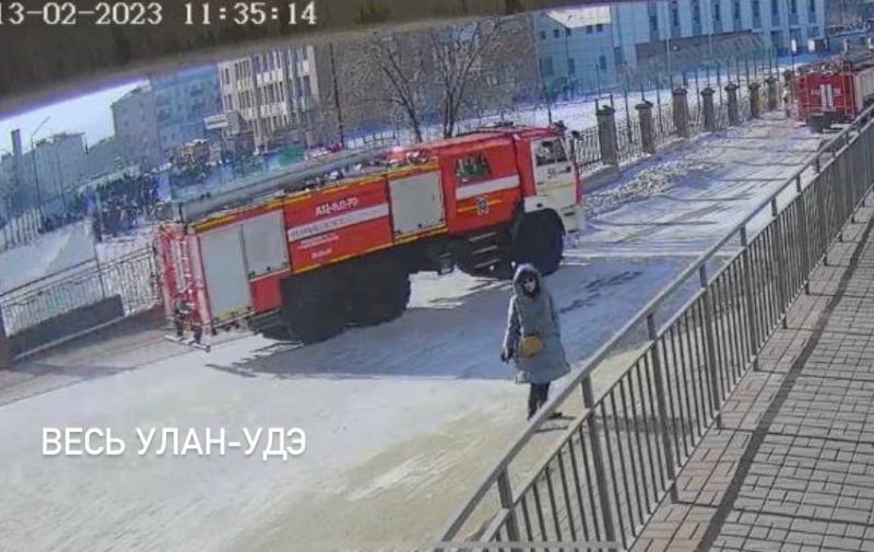 В Улан-Удэ из-за пожара эвакуировали учеников школы №40