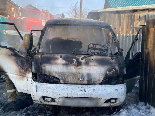 В Бурятии участились случаи возгорания автомобилей В Бурятии участились случаи возгорания автомобилей