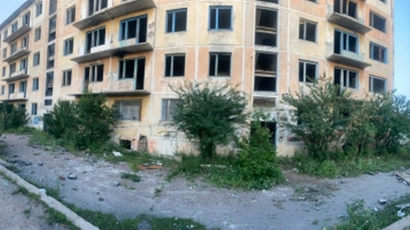 В Бурятии мальчика, упавшего с пятого этажа, перевезут в Улан-Удэ В Бурятии мальчика, упавшего с пятого этажа, перевезут в Улан-Удэ