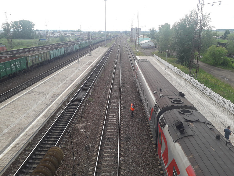 В поселке Селенгинск ограничат движение через железнодорожный переезд В поселке Селенгинск ограничат движение через железнодорожный переезд