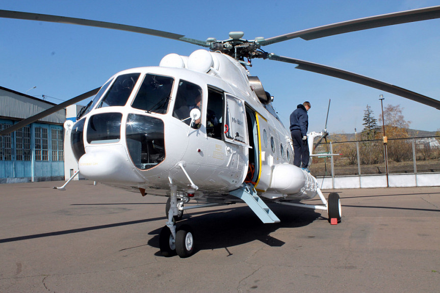Вертолет Ми-8АМТ улан-удэнского авиазавода стал одним из 100 лучших товаров России Вертолет Ми-8АМТ улан-удэнского авиазавода стал одним из 100 лучших товаров России