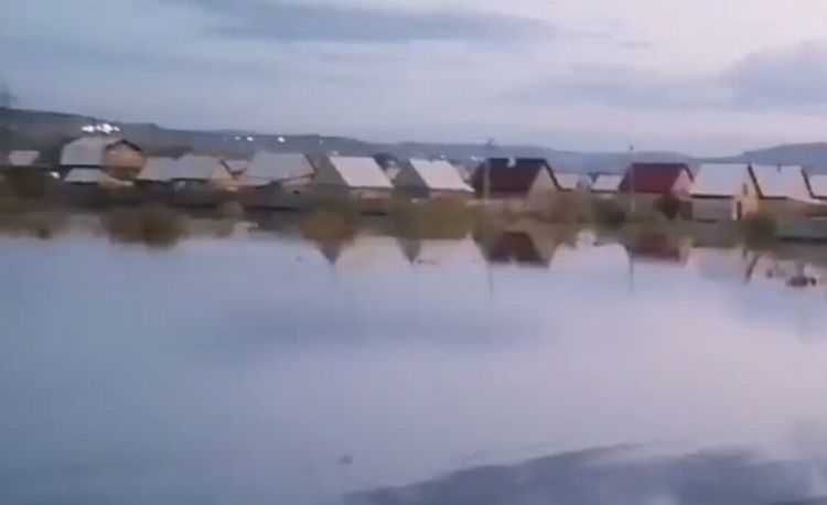 Наводнение в Бурятии в Поселье.