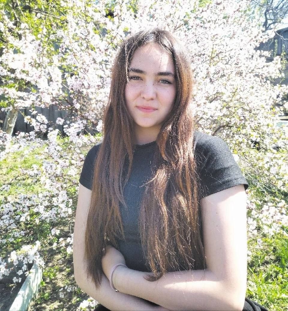 Школьница из Бурятии спасла ребенка из песочного плена Школьница из Бурятии спасла ребенка из песочного плена