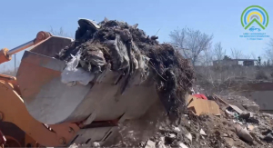 В центре Улан-Удэ образовалась свалка на 120 тонн мусора