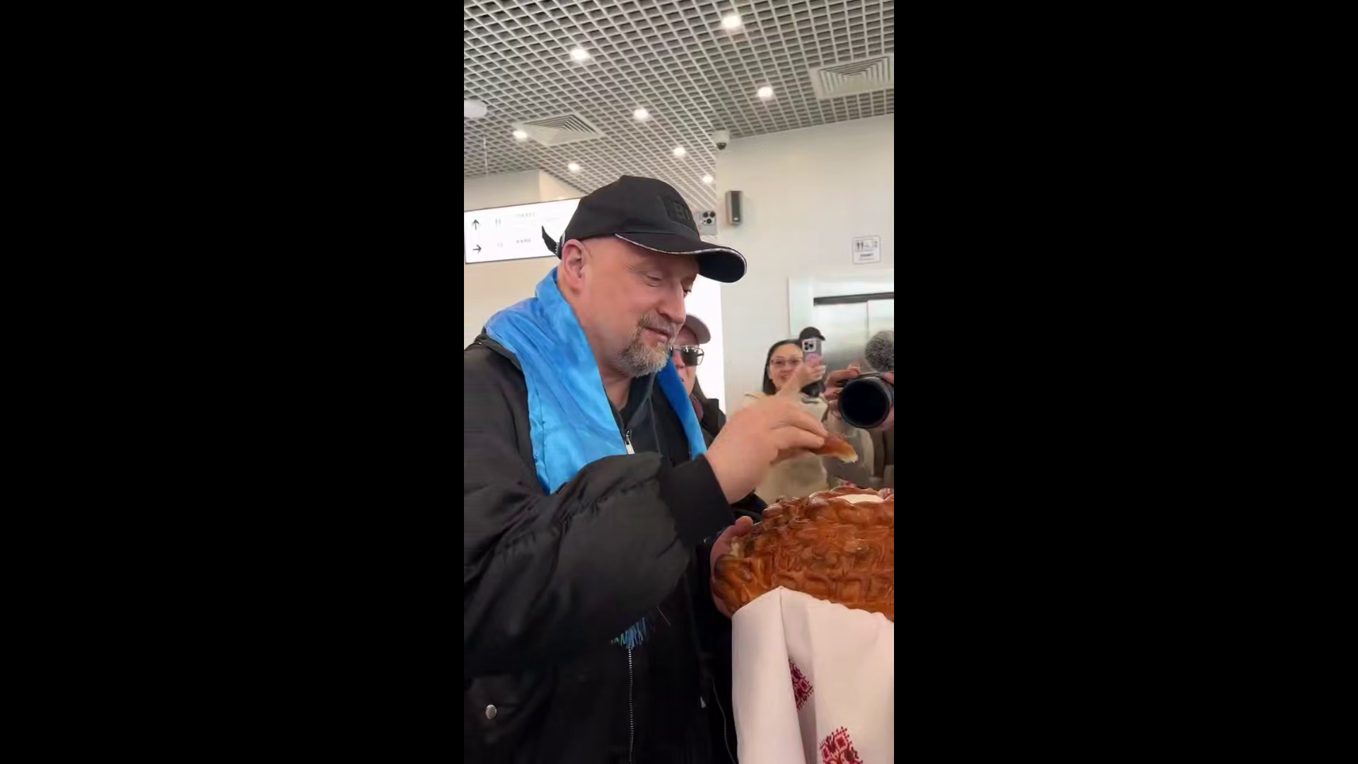 � ����-��� ��������� ���� �������