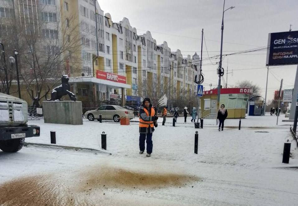 В Улан-Удэ коммунальные службы перевели на усиленный режим работы В Улан-Удэ коммунальные службы перевели на усиленный режим работы
