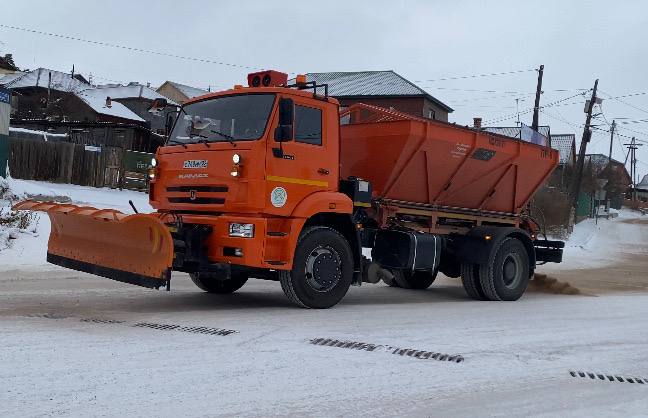 В Улан-Удэ подсыпали более 150 опасных участков дорог 