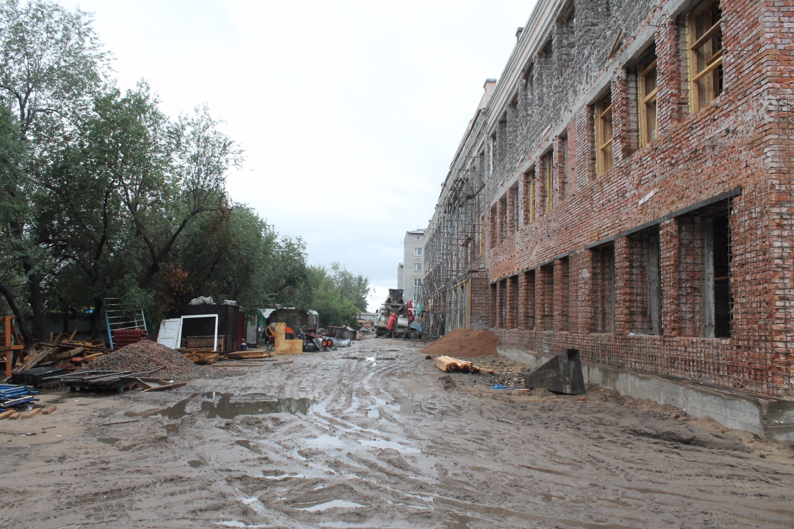 Во второй школе Улан-Удэ вставили окна Во второй школе Улан-Удэ вставили окна