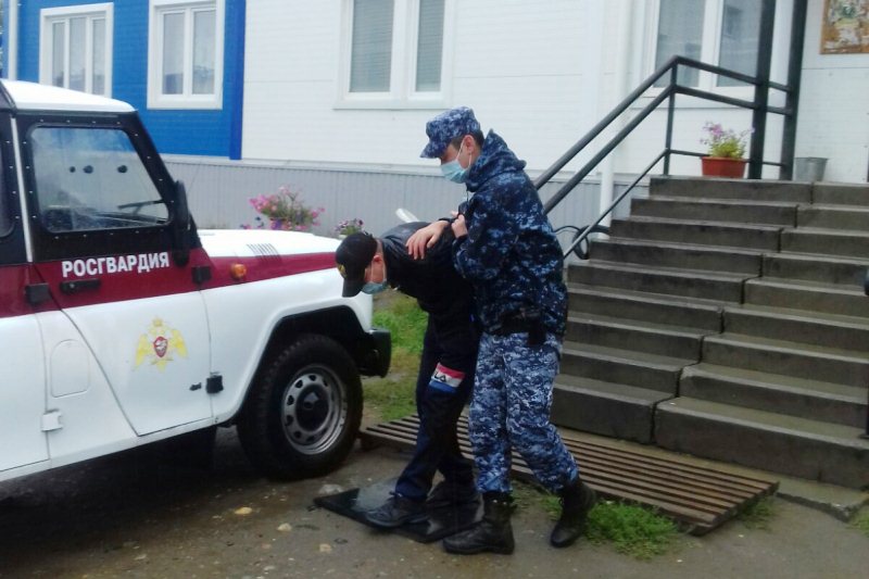 Житель Северобайкальска проник в квартиру бывшей сожительницы Житель Северобайкальска проник в квартиру бывшей сожительницы
