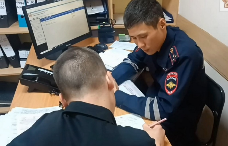 В Улан-Удэ очевидец ДТП помог задержать скрывшегося водителя
