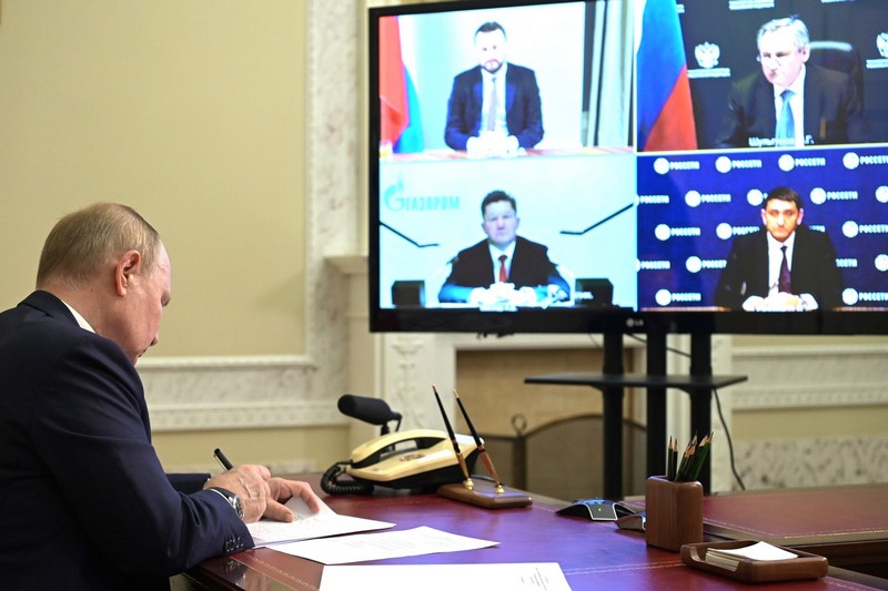 Путин: «Вопрос должен быть на постоянном контроле и со стороны федеральных властей»
