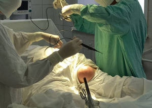 В Бурятии пенсионерка шокировала медиков гигантской опухолью на ноге