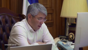 На прямой эфир с главой Бурятии Алексеем Цыденовым поступило более 1000 вопросов