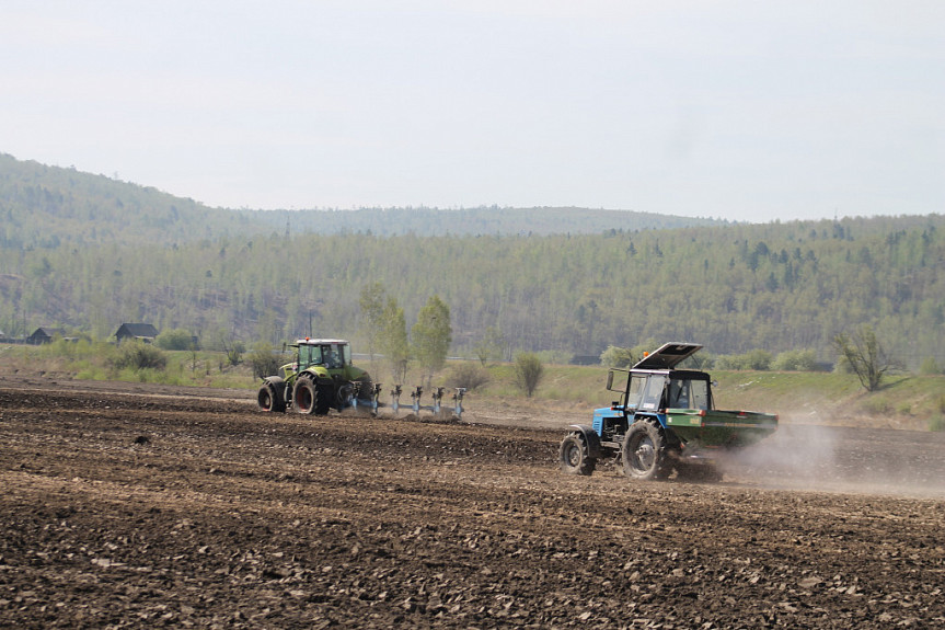 Бичурский район в посевную-2023 увеличил площади зерновых культур на 963 гектара 