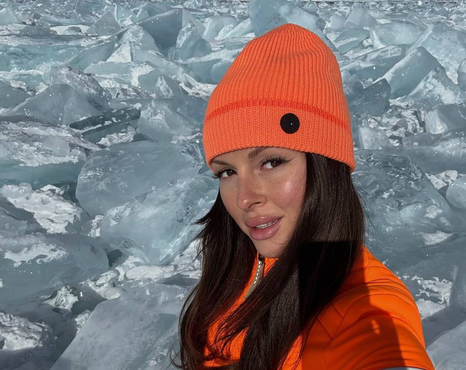 Известная многим певица Нюша побывала на Байкале Известная многим певица Нюша побывала на Байкале