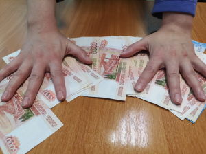 Житель Бурятии инвестировал в мошенников почти два миллиона рублей